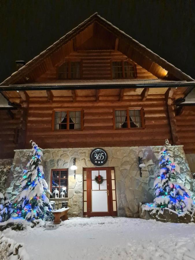 Hotel 365 Kielce Eksteriør billede