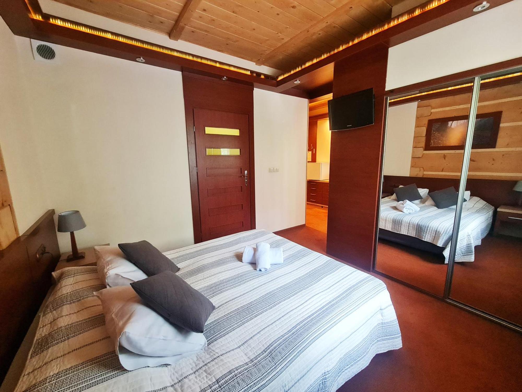 Hotel 365 Kielce Eksteriør billede