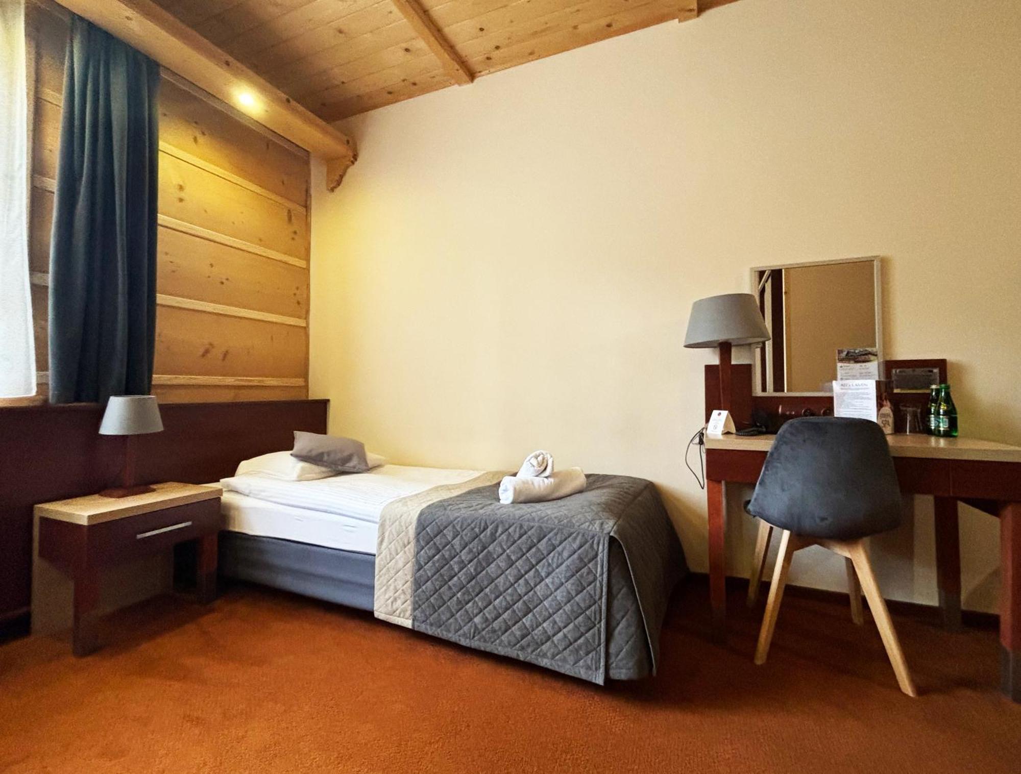 Hotel 365 Kielce Eksteriør billede