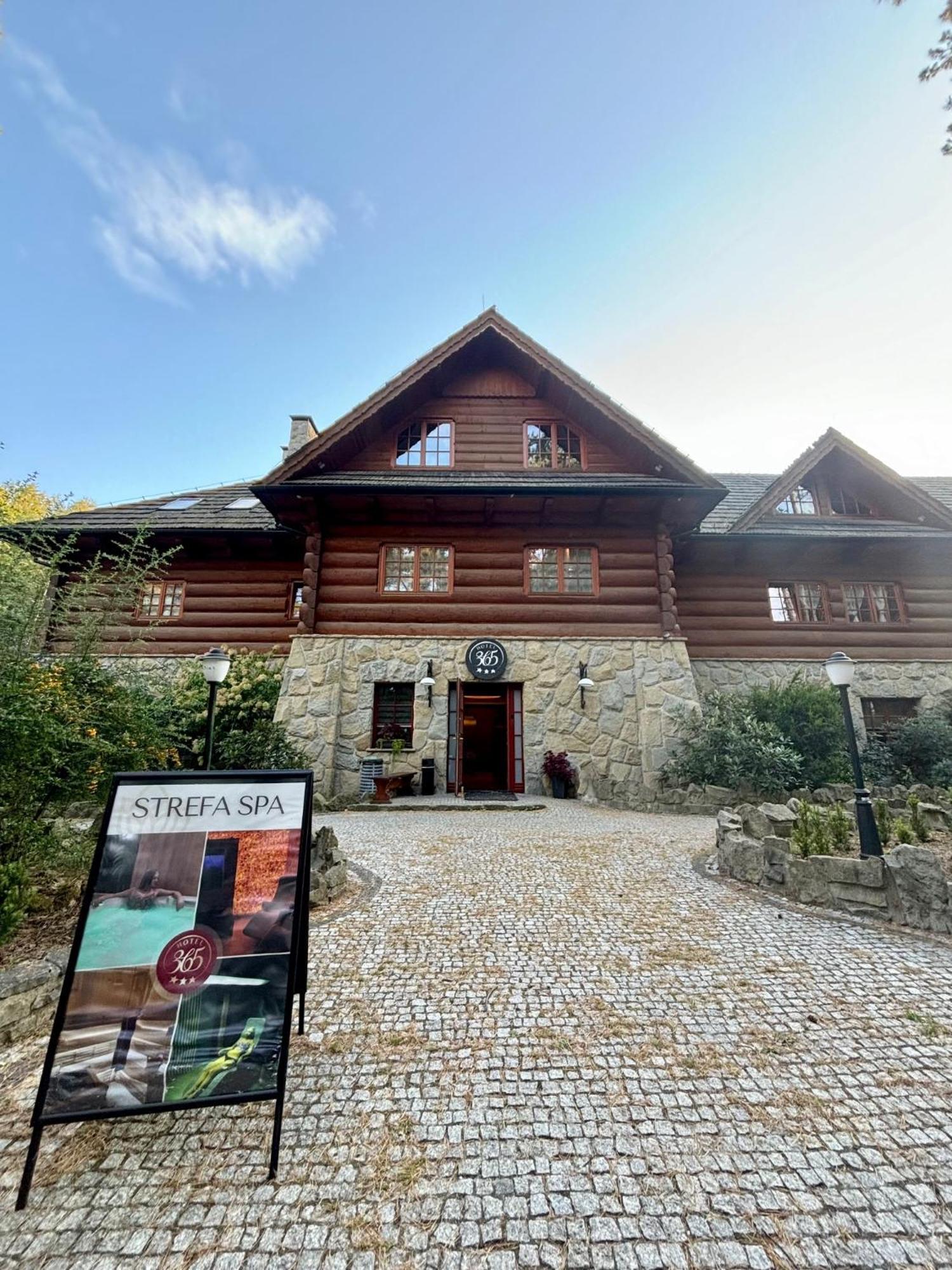 Hotel 365 Kielce Eksteriør billede