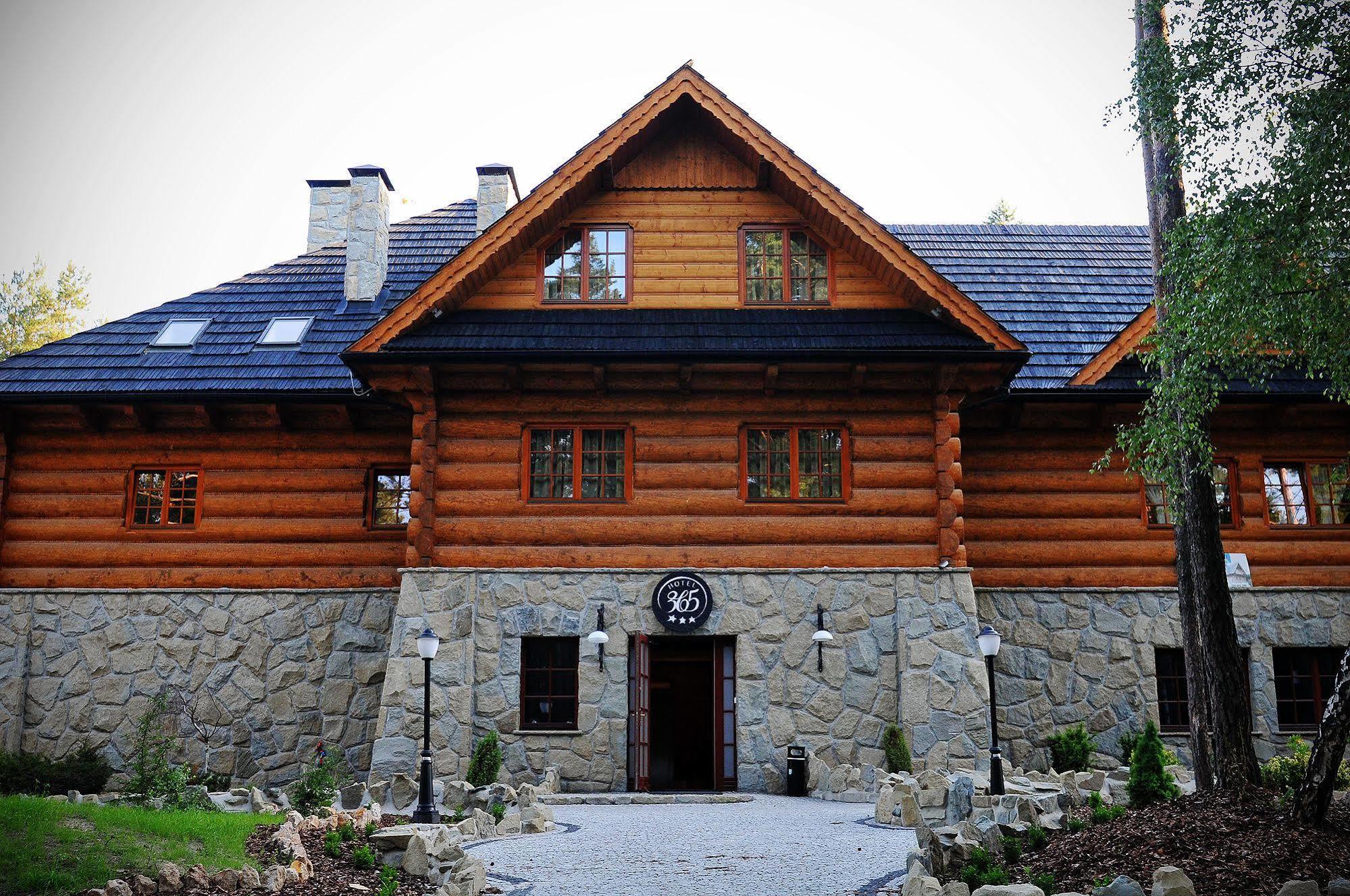 Hotel 365 Kielce Eksteriør billede